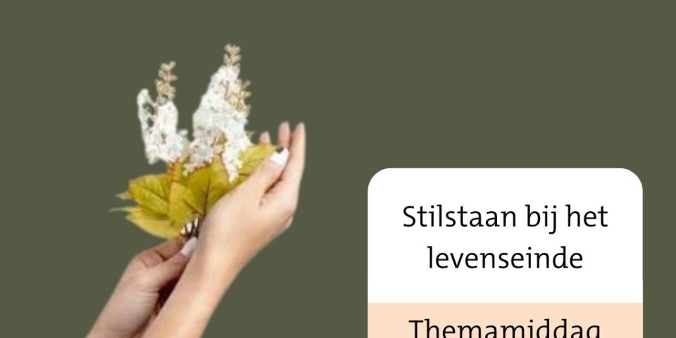 Een paar handen die een bos bloemen vasthouden